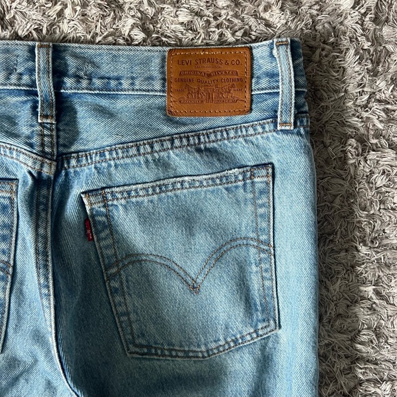 Wedgie Straight Levi’s - Picture 7 of 7